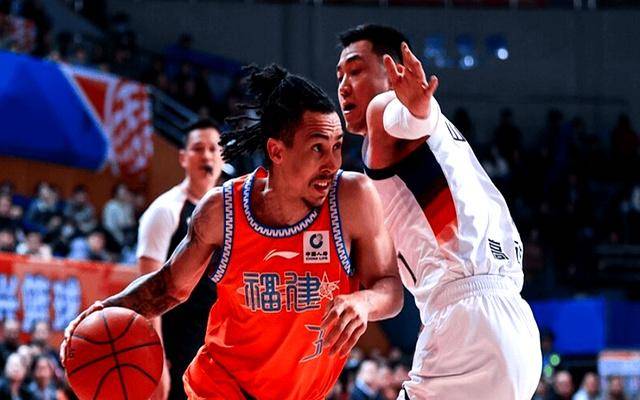 开云-关于转折点！山东男篮刷新队史纪录；荷甲清晨攻防权衡；气氛紧张；赛程密集仍需轮换的信息